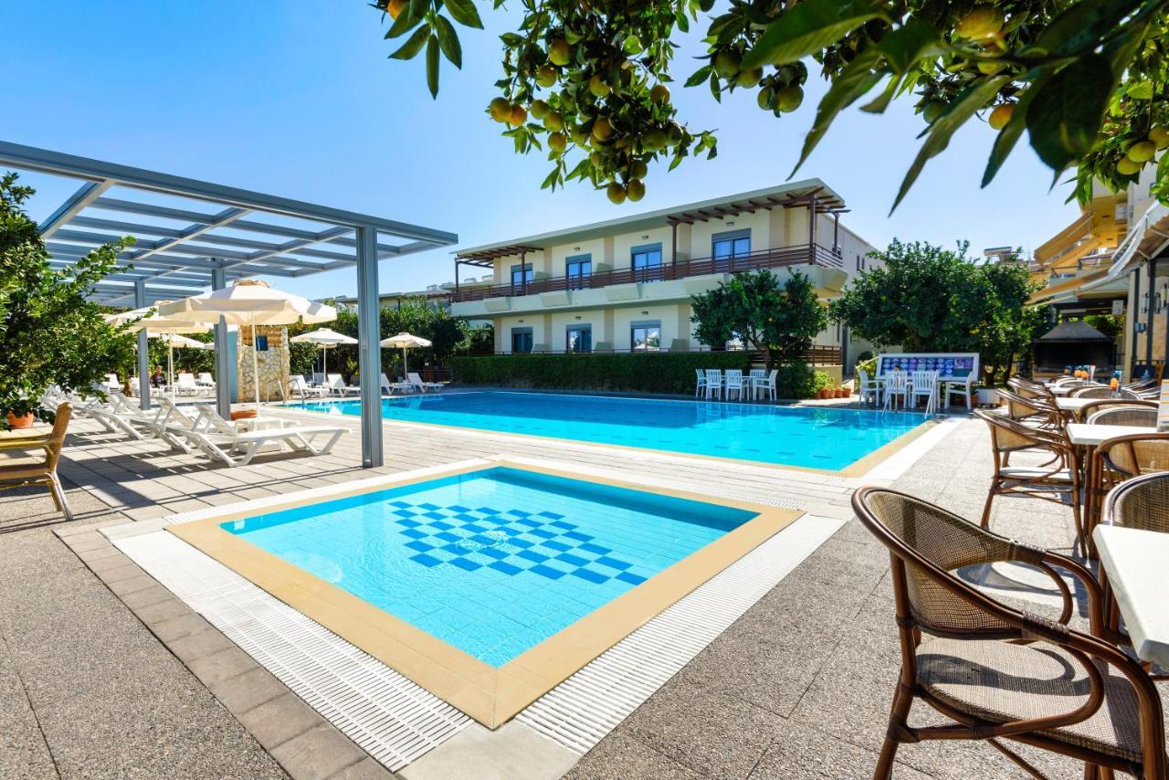 Ilyssion Holidays Hotel 伊利索斯 外观 照片