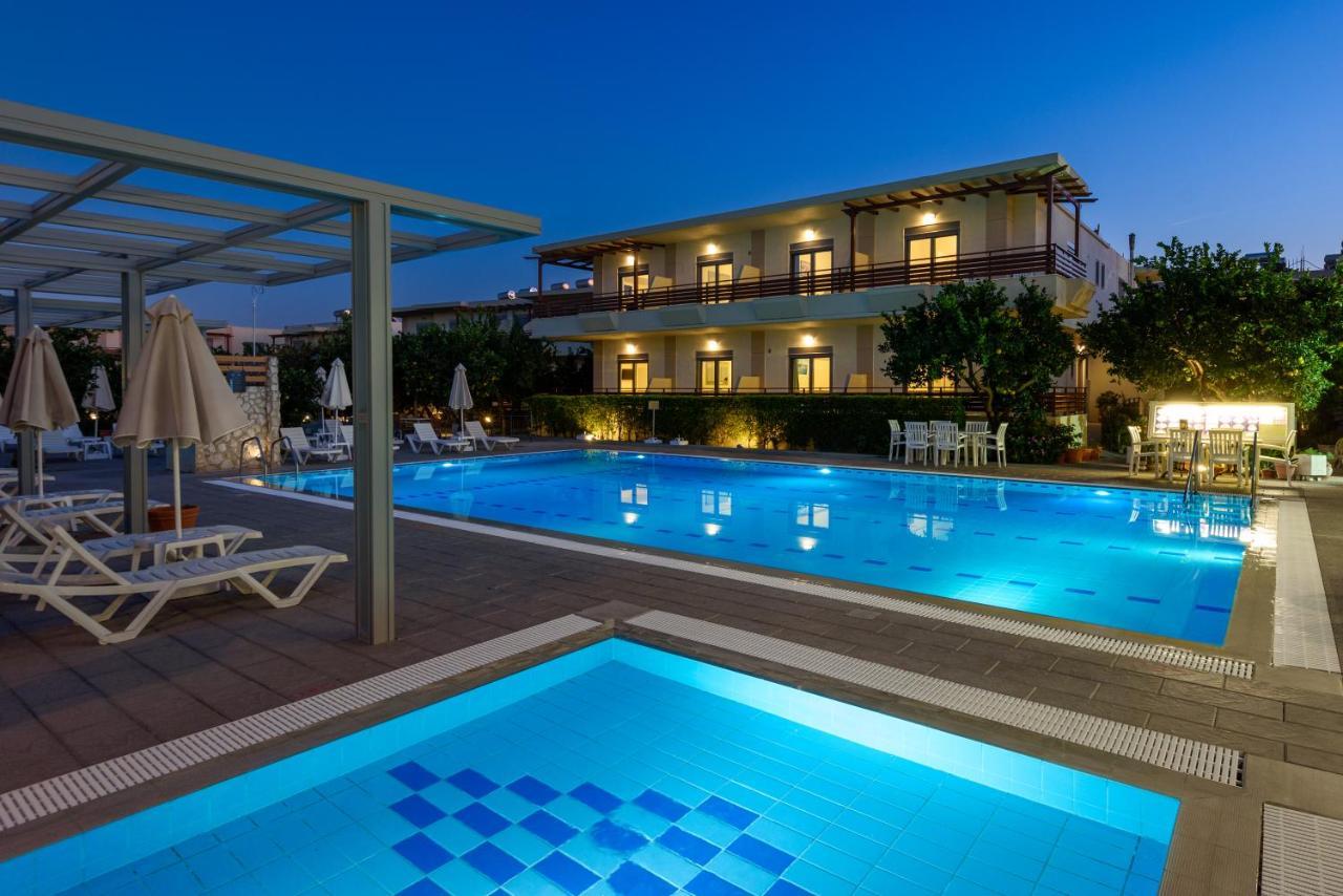 Ilyssion Holidays Hotel 伊利索斯 外观 照片